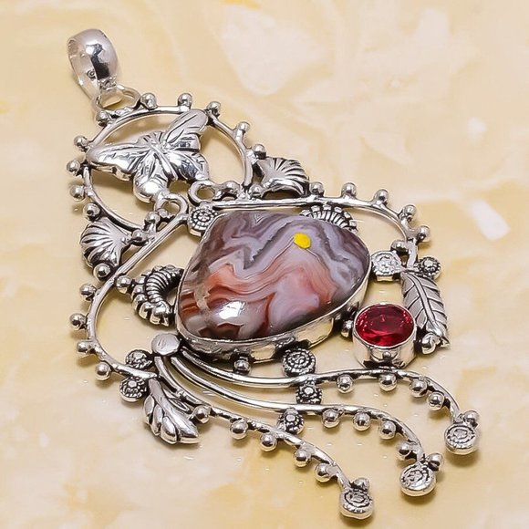 Handmade Huge Laguna Lace Agate, Garnet Gemstone Necklace. - Picture 3 of 3